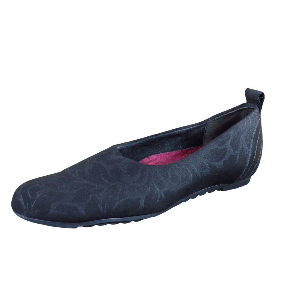 Munro Iriana Women Shoe Flat Size 7.5 Narrow Walking Comfort Black Floral Fabric